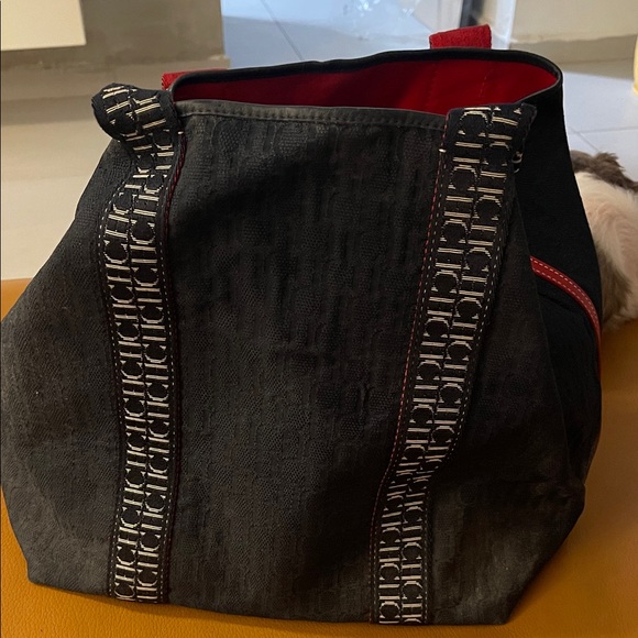 Carolina Herrera Handbags - Carolina Herrera Black and Red Shoulder Bag